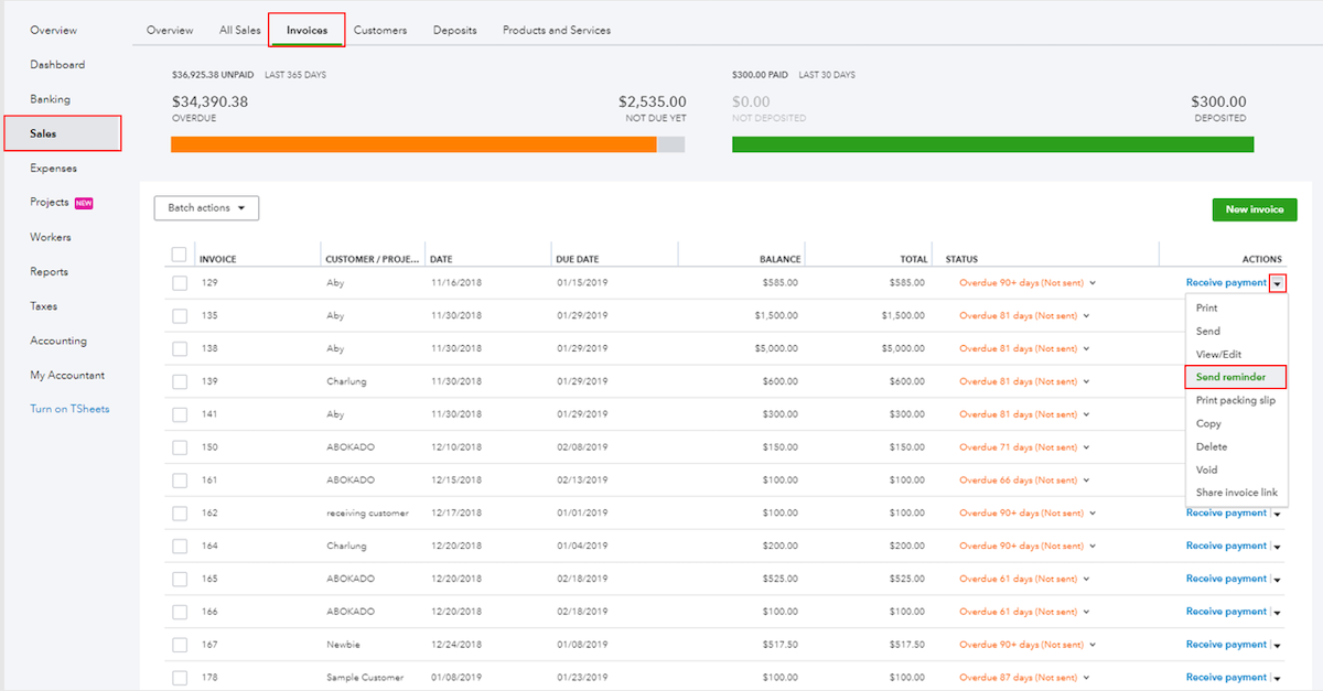 A screenshot showing how to send invoice payment reminders in QuickBooks Online.